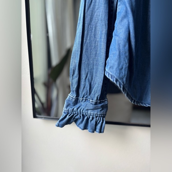 FRAME | Springfield ruffle denim top | size medium - Picture 7 of 9